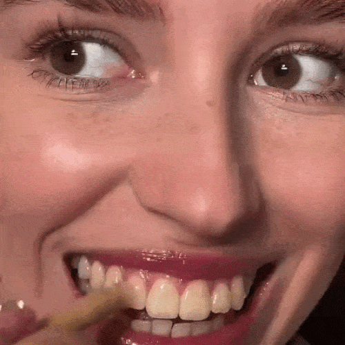 Periuță de Dinți Naturală Miswak – Curățare Fără Pastă de Dinți